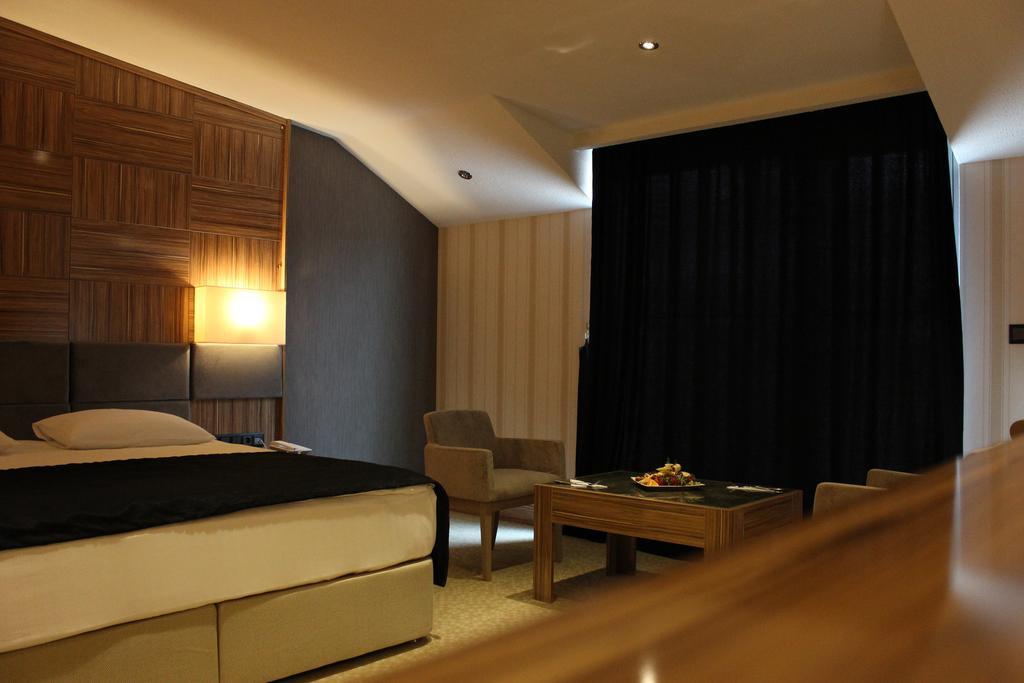 Neba Royal Hotel Samsun Habitación foto